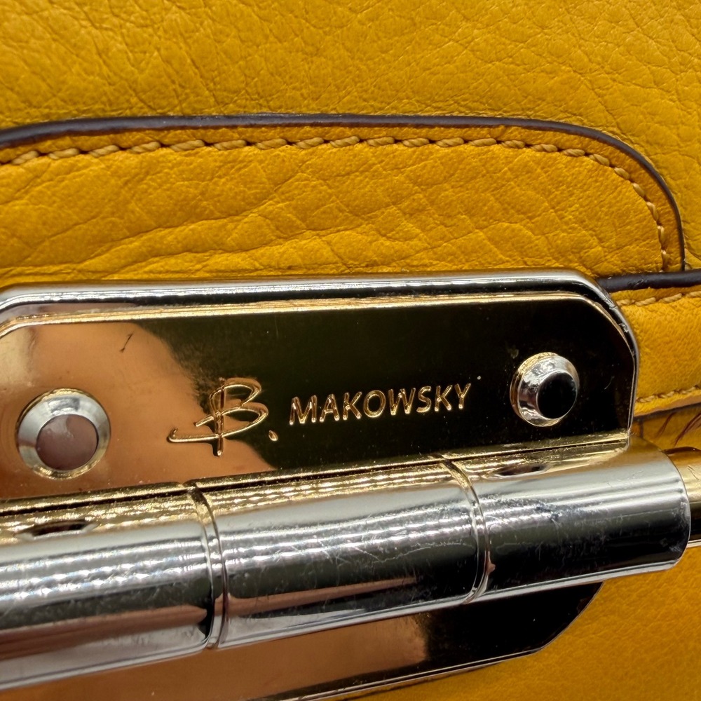 B. Makowsky Yellow Pebbled Leather Shoulder Bag Hinge Lock Hobo Purse - Picture 3 of 10